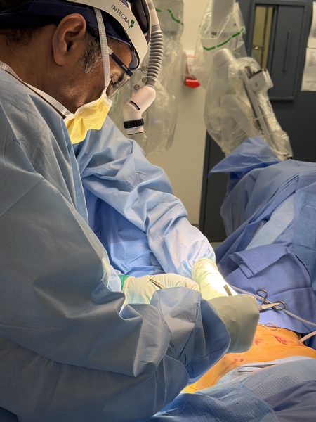 Operating team preparing theatre equipment
